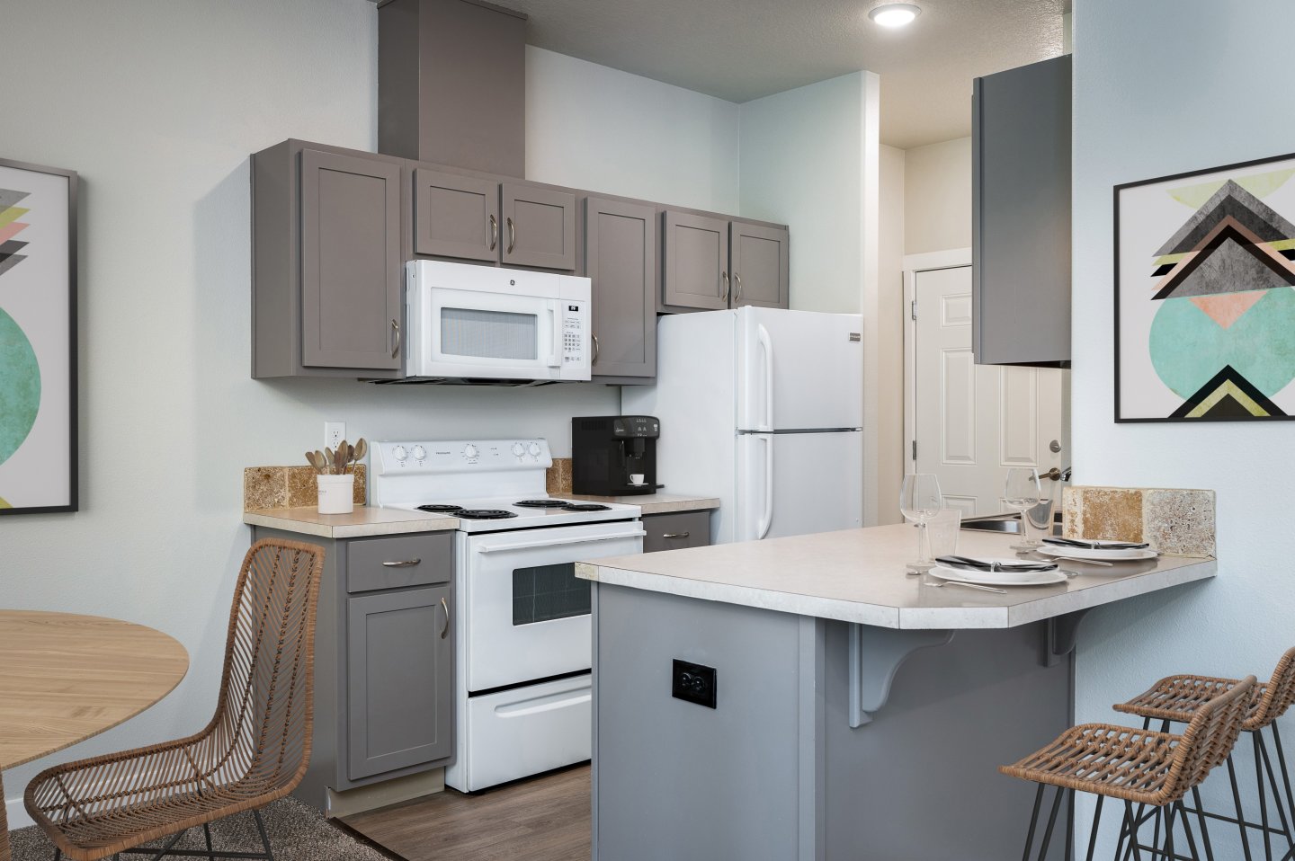 Leverich Apartments Image 1