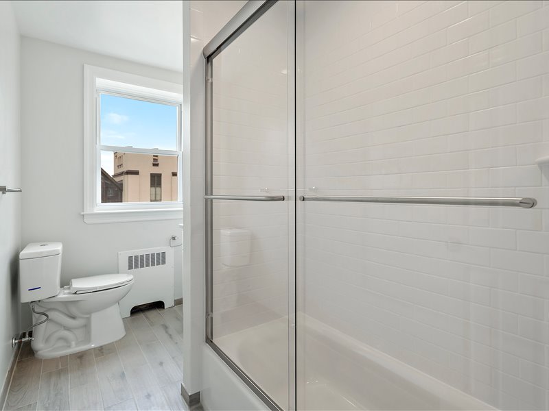 188 Bellevue Ave Image 36
