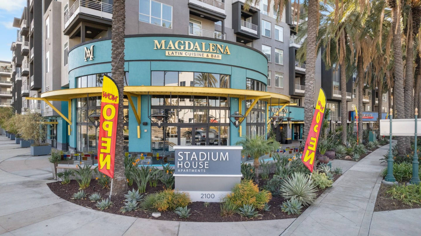 Stadium House Apartments Image 31