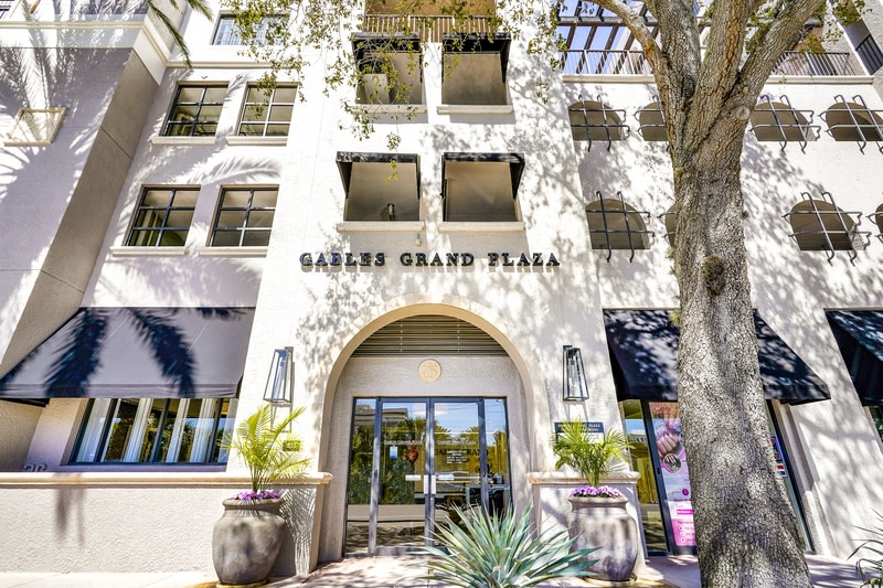 Gables Grand Plaza Apartments Image 12