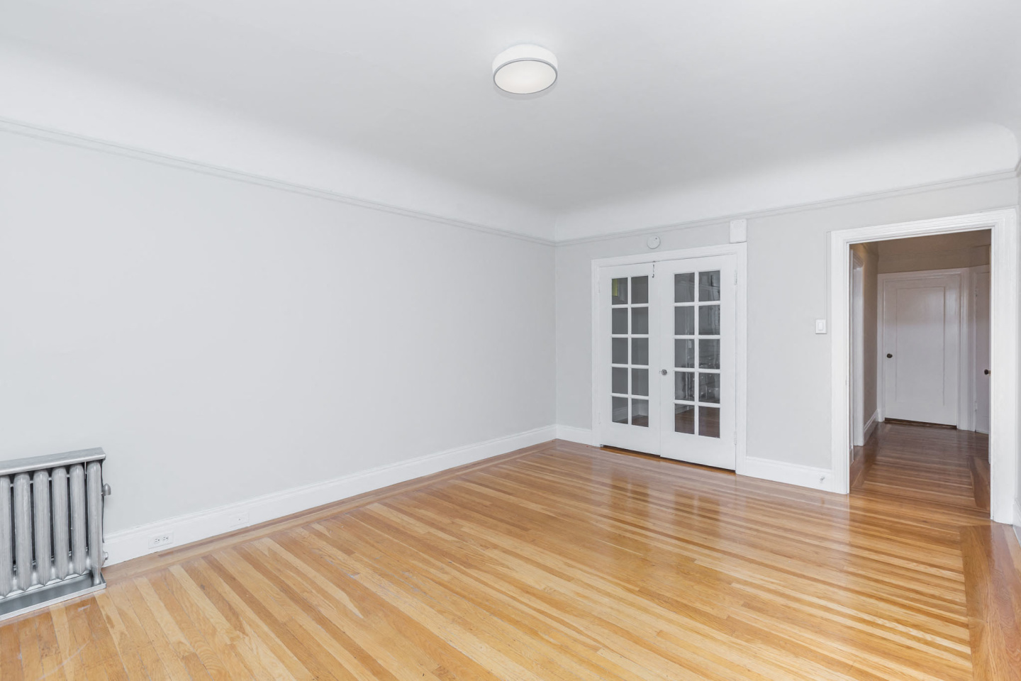 337 10TH AVENUE Apartments Image 3