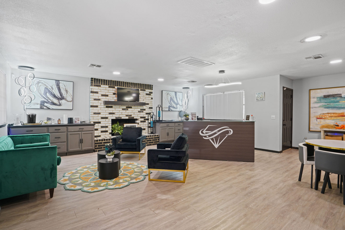 Diamond Crest Townhomes Image 27