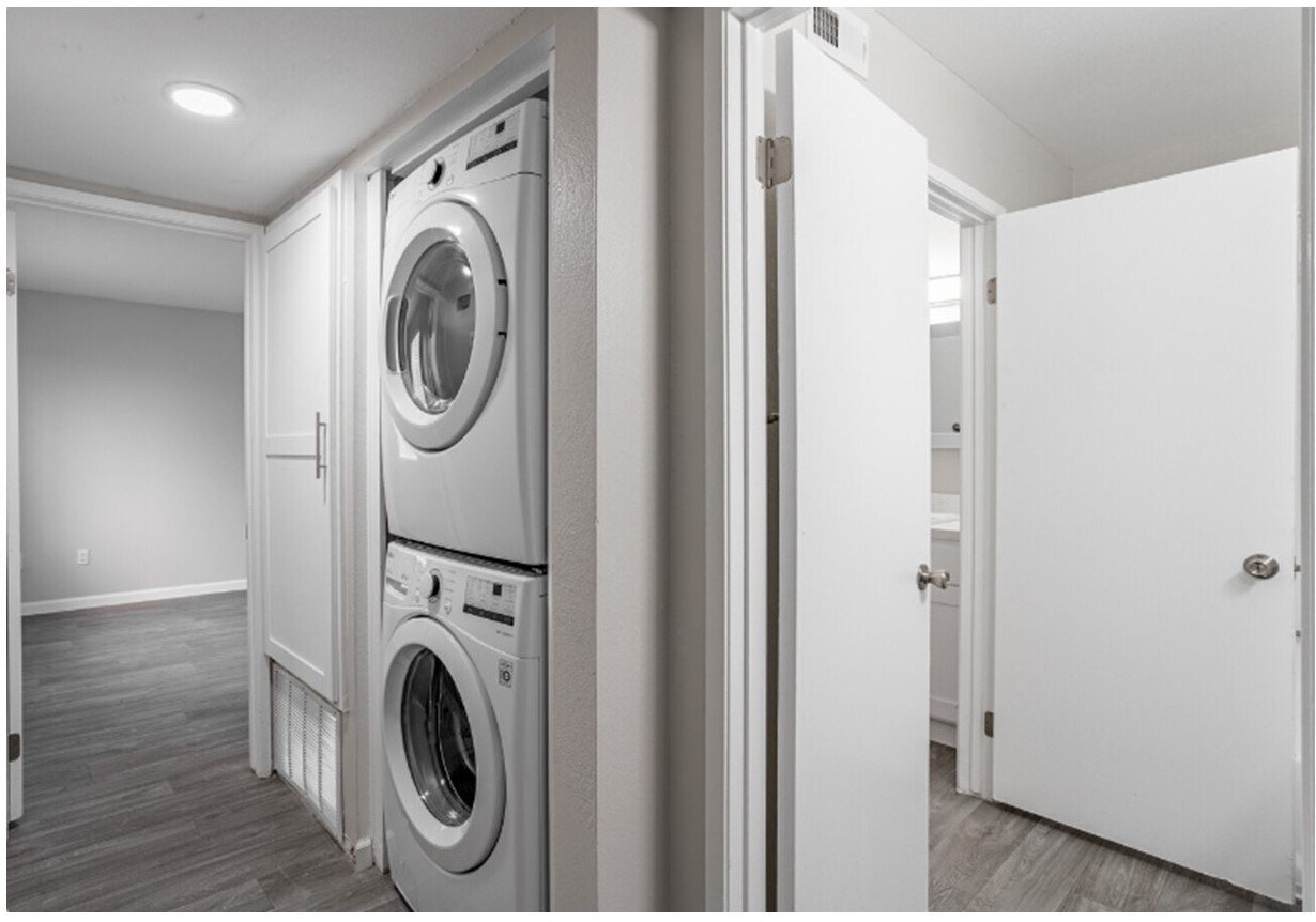 Lincoln Park Apartments Image 1