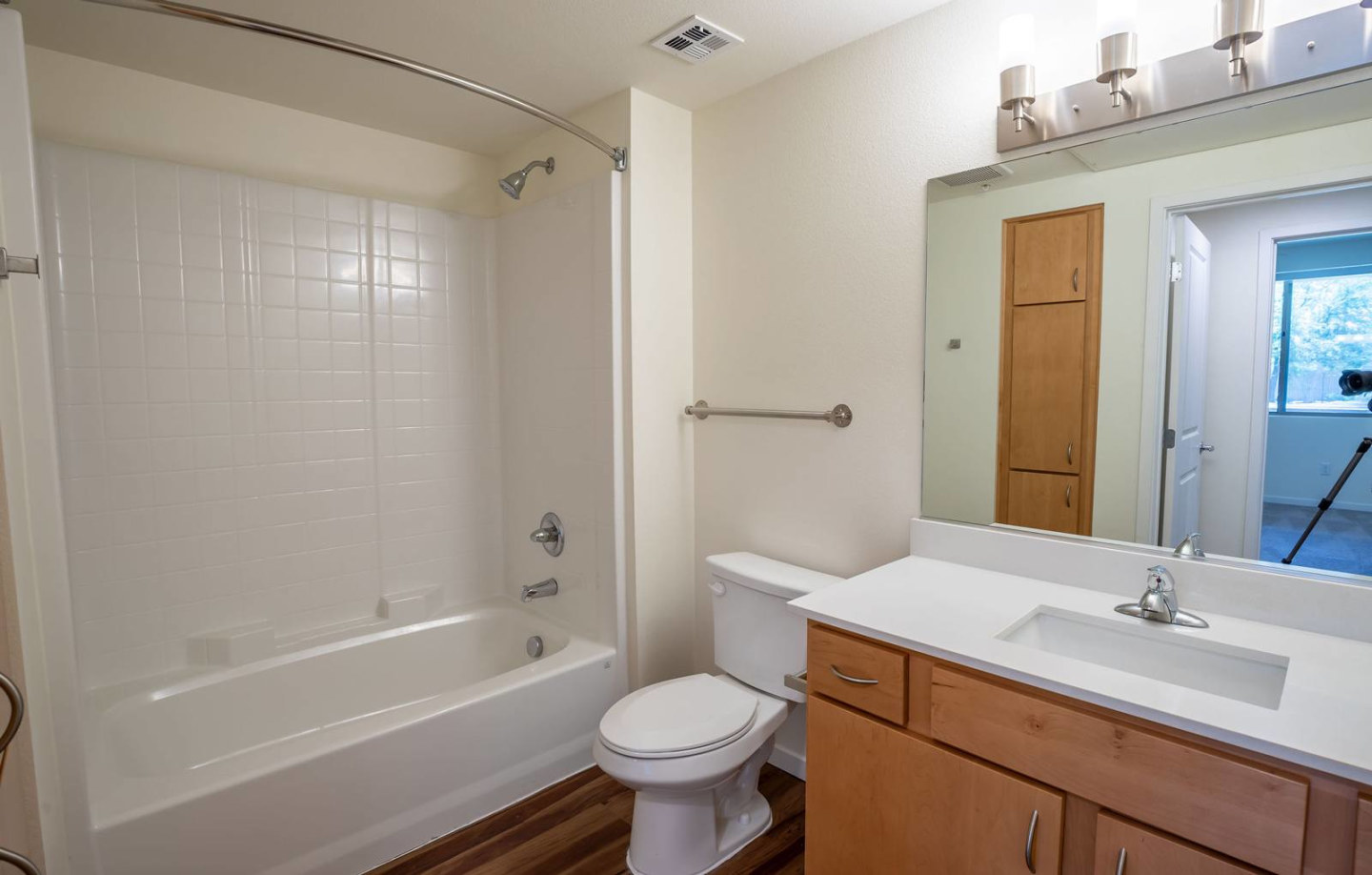 Vista Ridge Apartments-Affordable Housing Image 33
