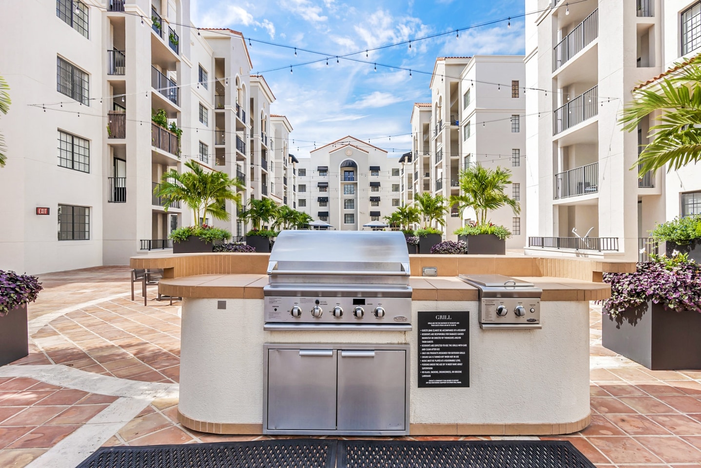Gables Grand Plaza Apartments Image 9