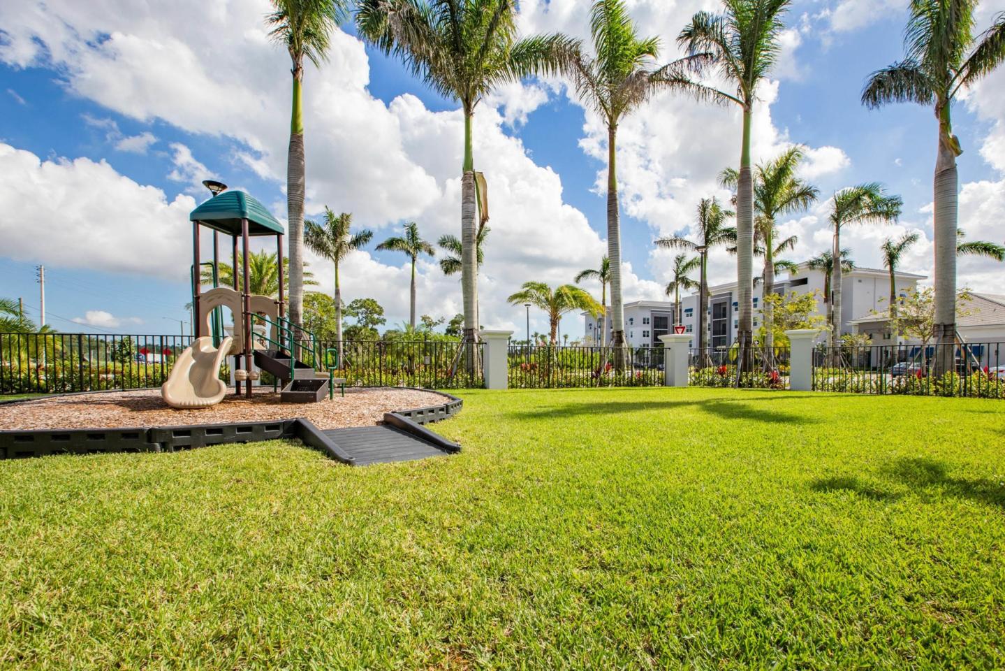 The Point at Palm Beach Grove Image 22