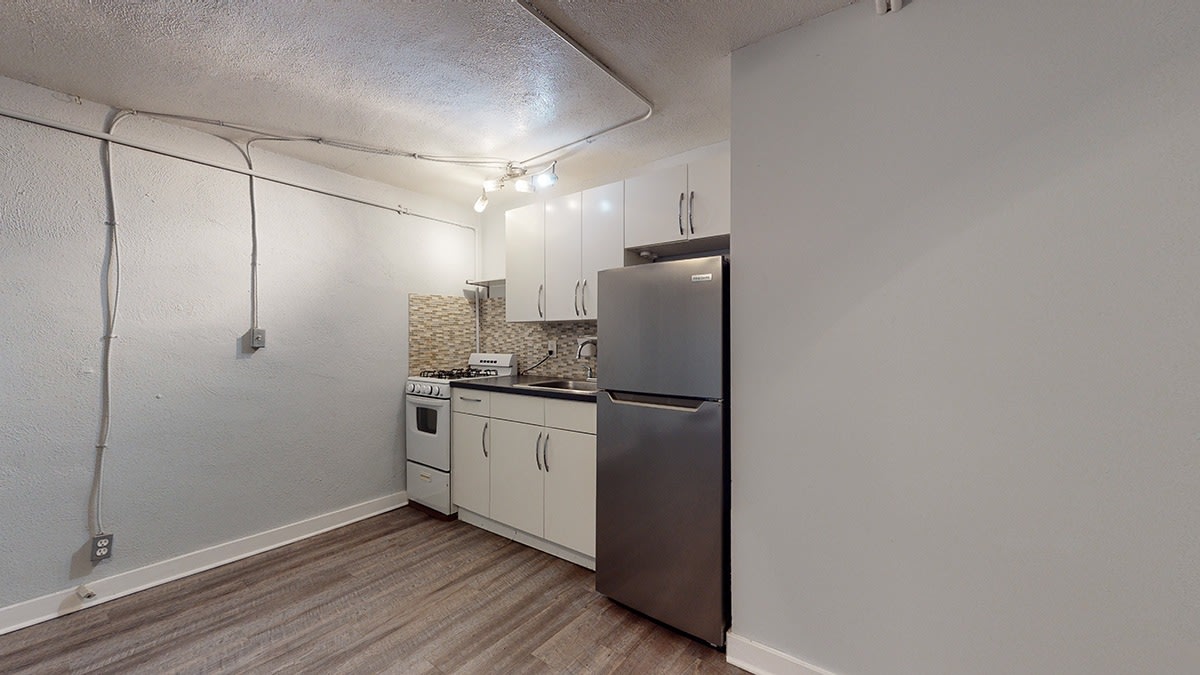 285 S Lincoln Street Image 17