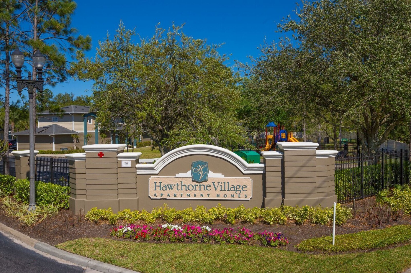 Hawthorne Village Image 1