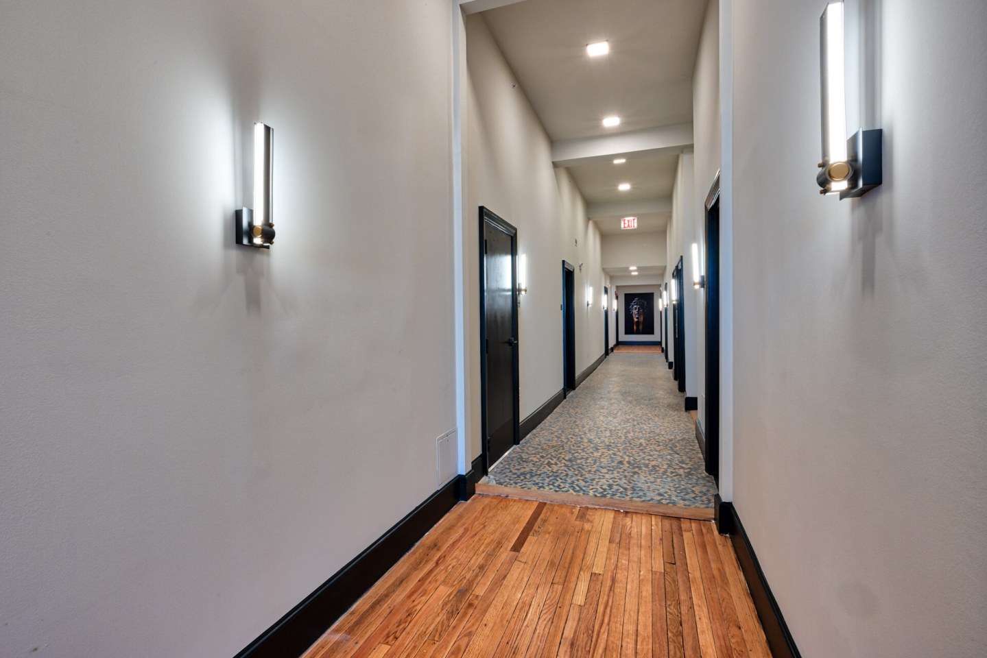 142 West York Street Apartments Image 25