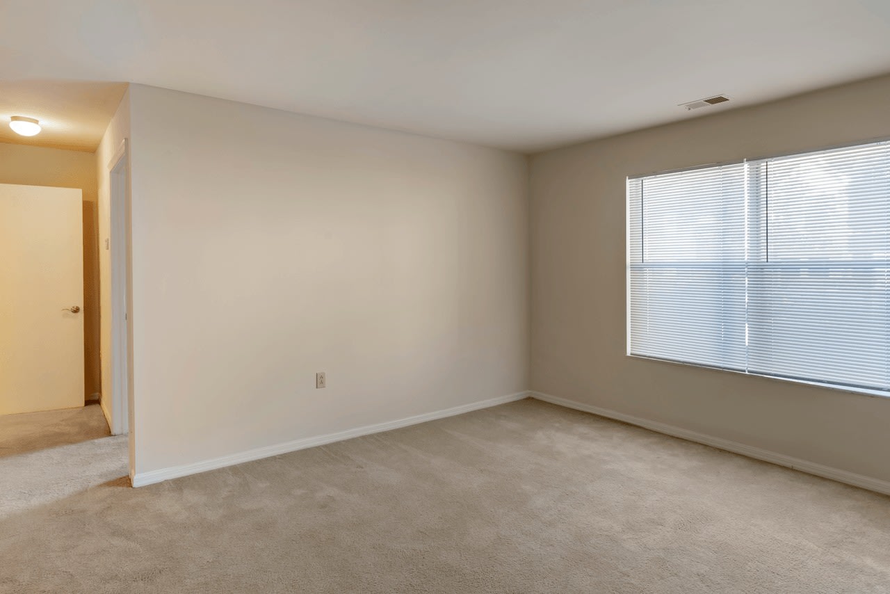 Arboretum Place Image 7