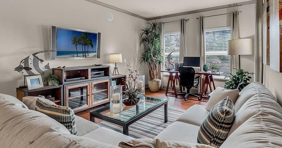 Andros Isles Luxury Apartments Image 12