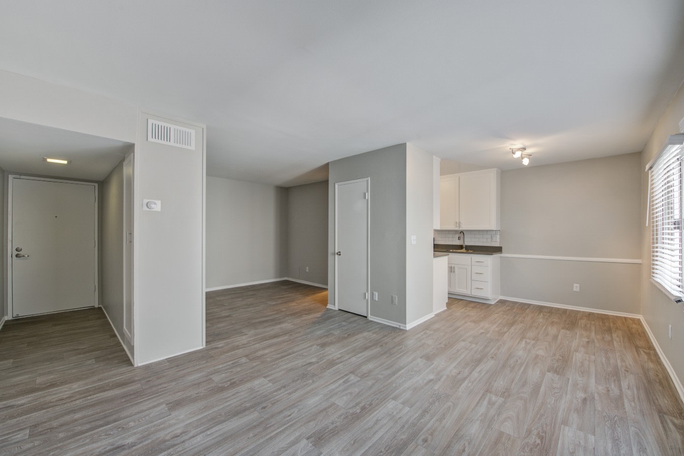 The Highland at Sherman Oaks Image 9