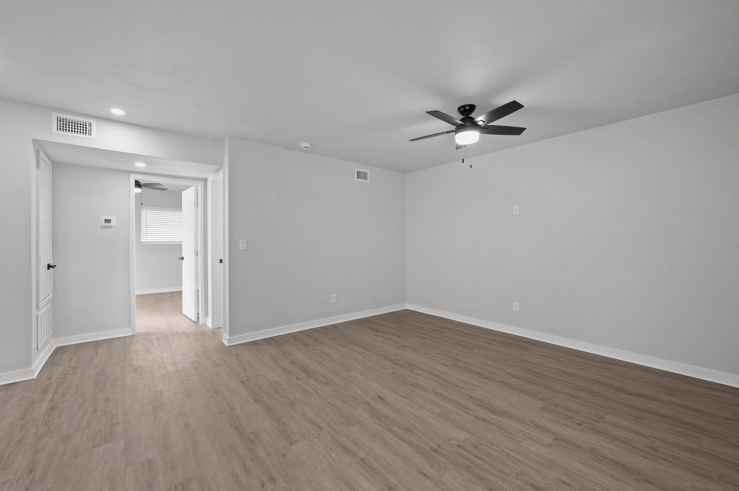 Sunset Heights Image 71