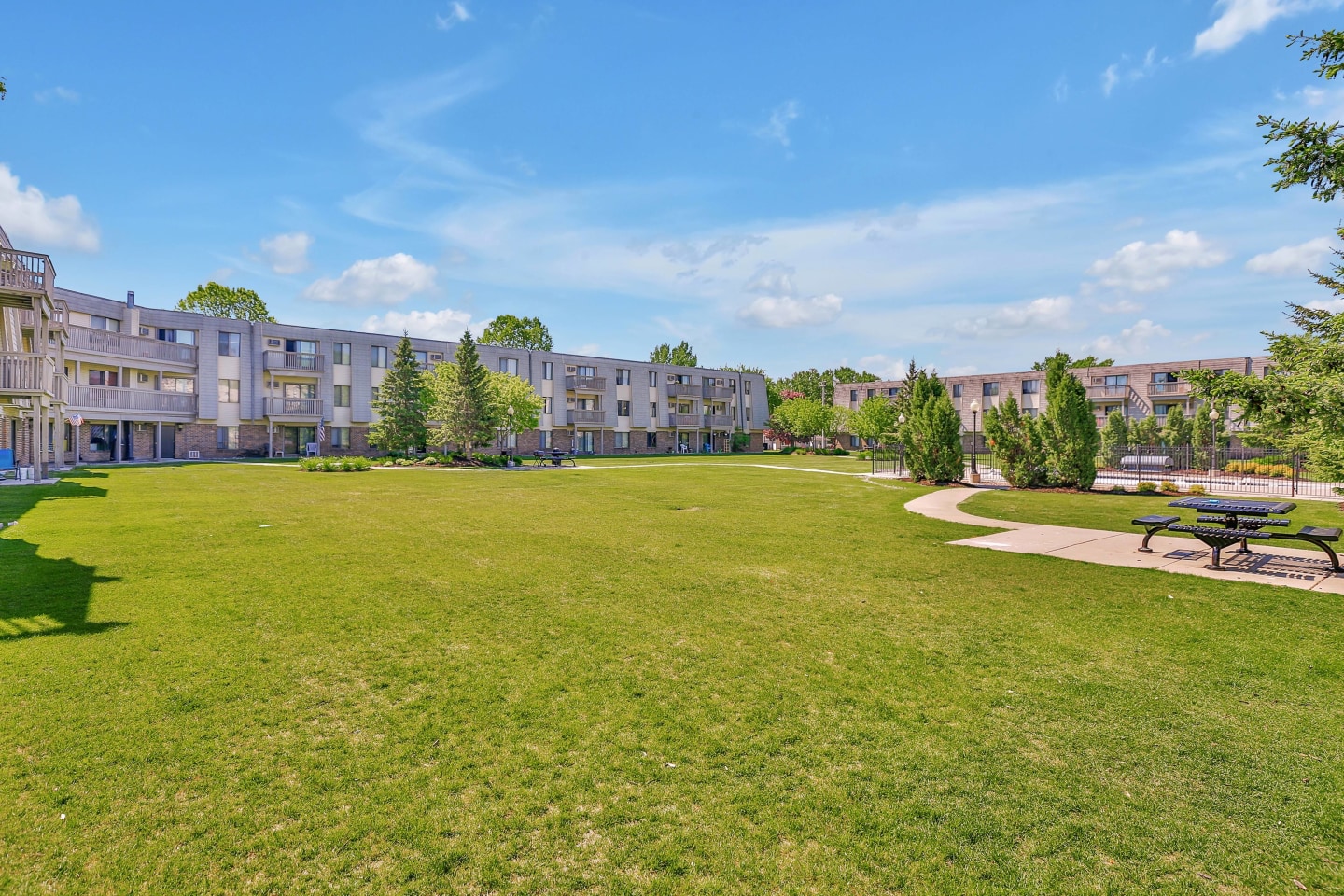 Eagle Pointe Image 26