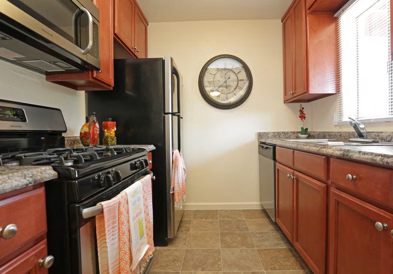 Vista Village Image 22