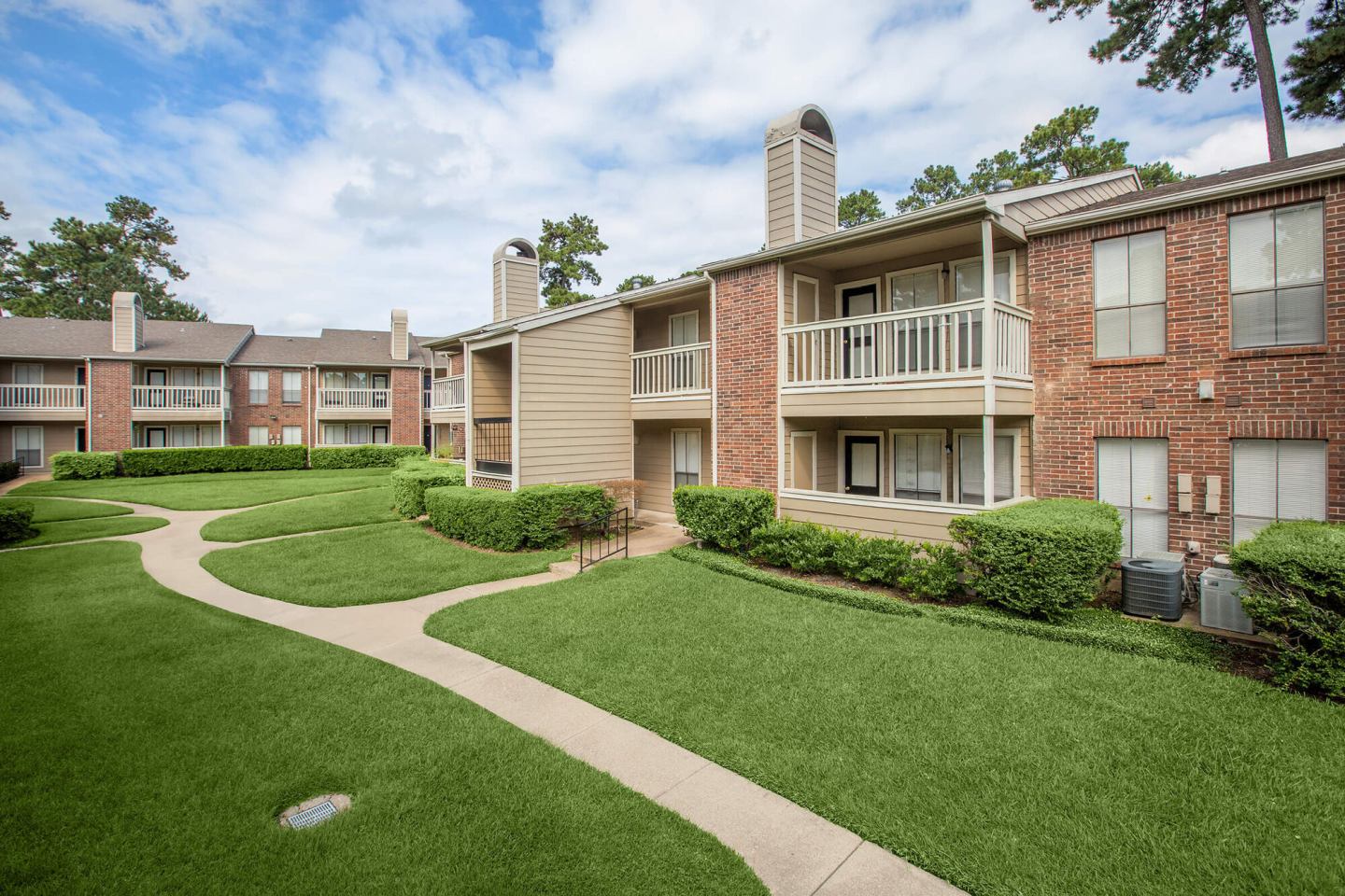 Pine Hills Image 22