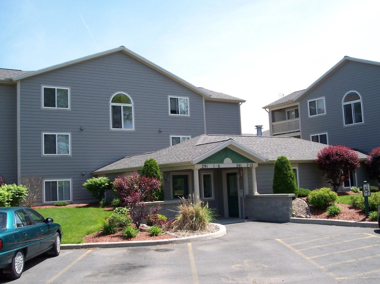 Clayton Manor Apartments Image 8