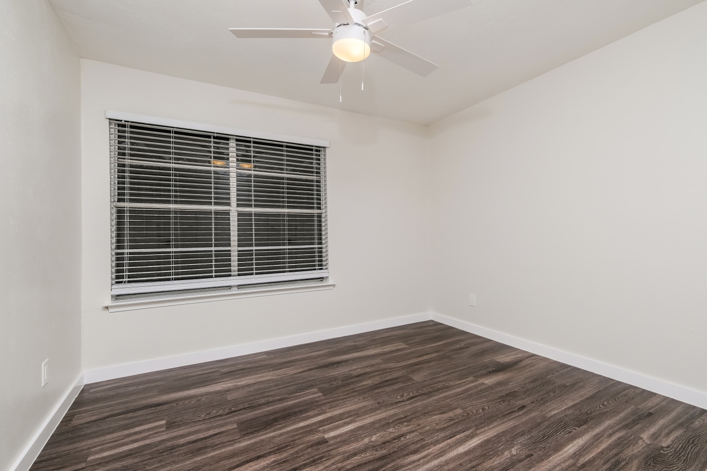 Oakline Apartments Image 19