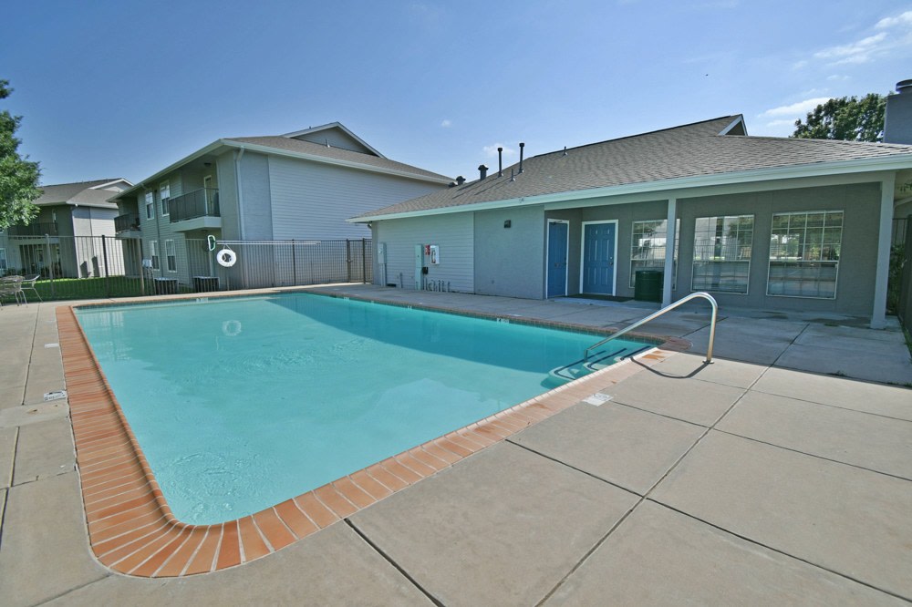 Country Village of Bonham Image 14