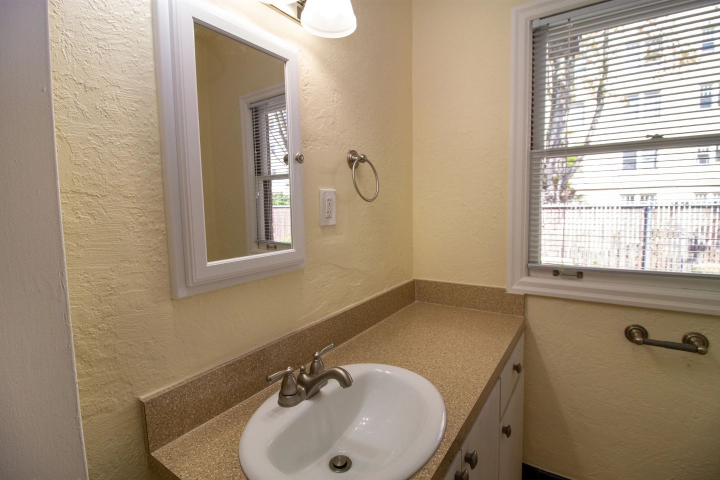 Gardner Court Image 11
