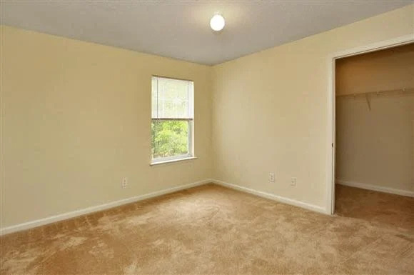 Sterling Park Image 10