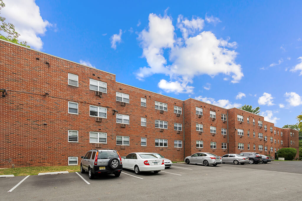 Mattison House Apartments Image 6
