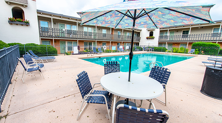Courtyard on Main Image 18