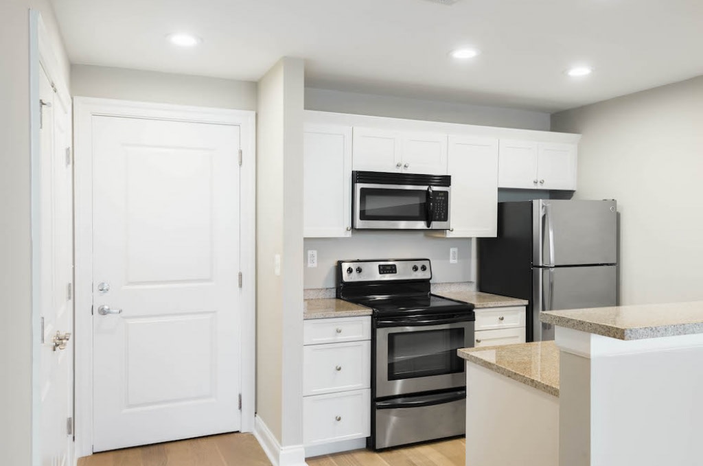 Cherry Street Condominiums Image 4