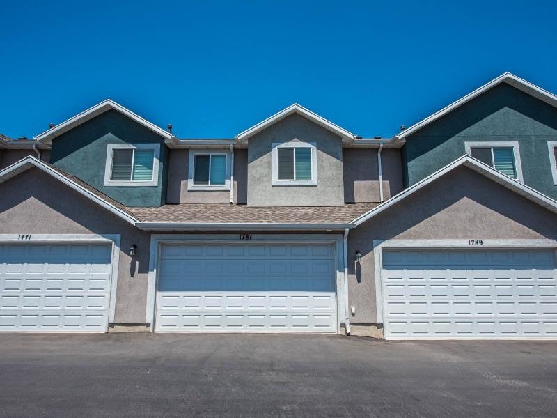 Greyhawk Townhomes Image 2