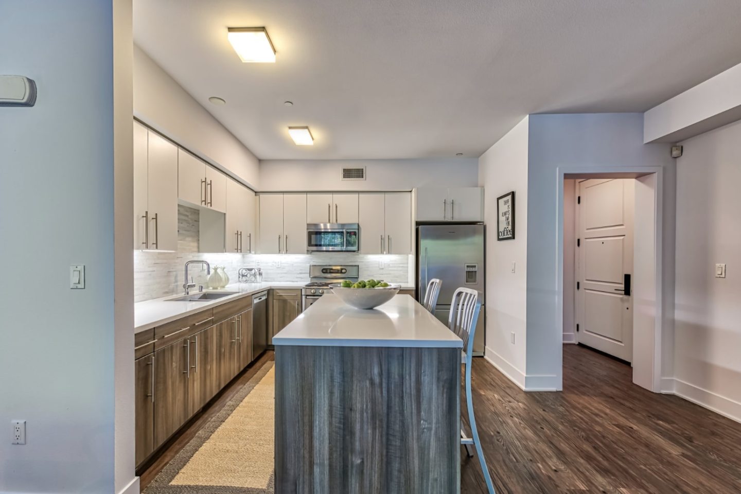 Wellesley House Apartments Image 36