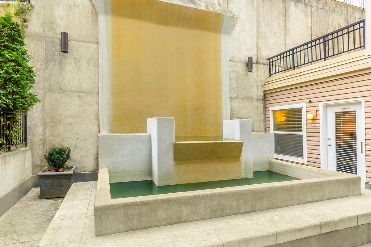 Star Apartments Image 16