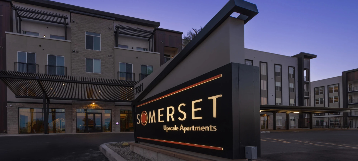 Somerset Upscale Apartments Image 27