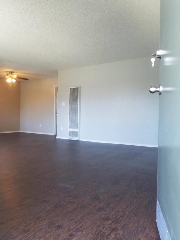 Velvet Green Apartments Image 2
