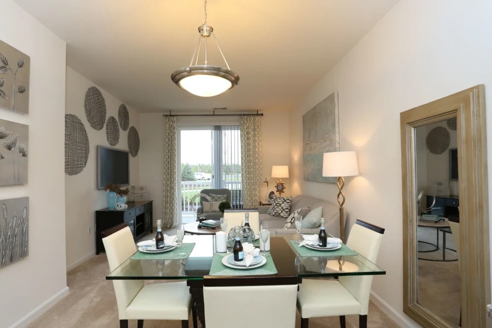 Addison Court Image 15