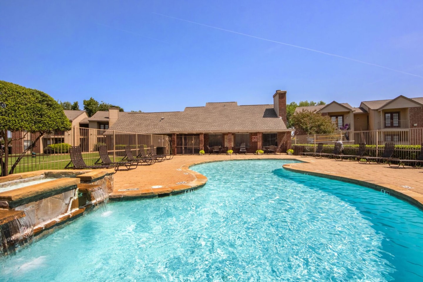 Windchase Apartments Image 1