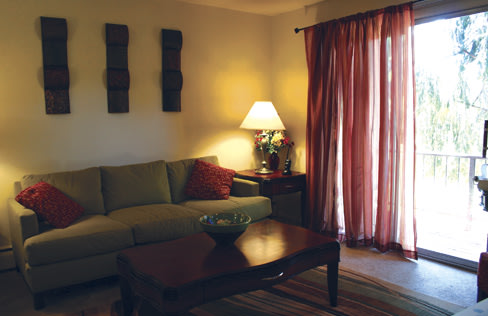 Highview Garden Apartments Image 4