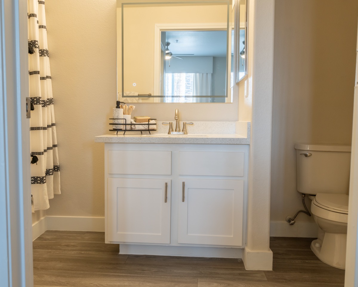 St. Clair Apartment Homes Image 19
