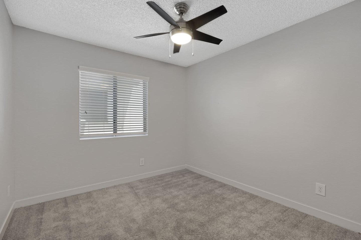 Atwater Image 24