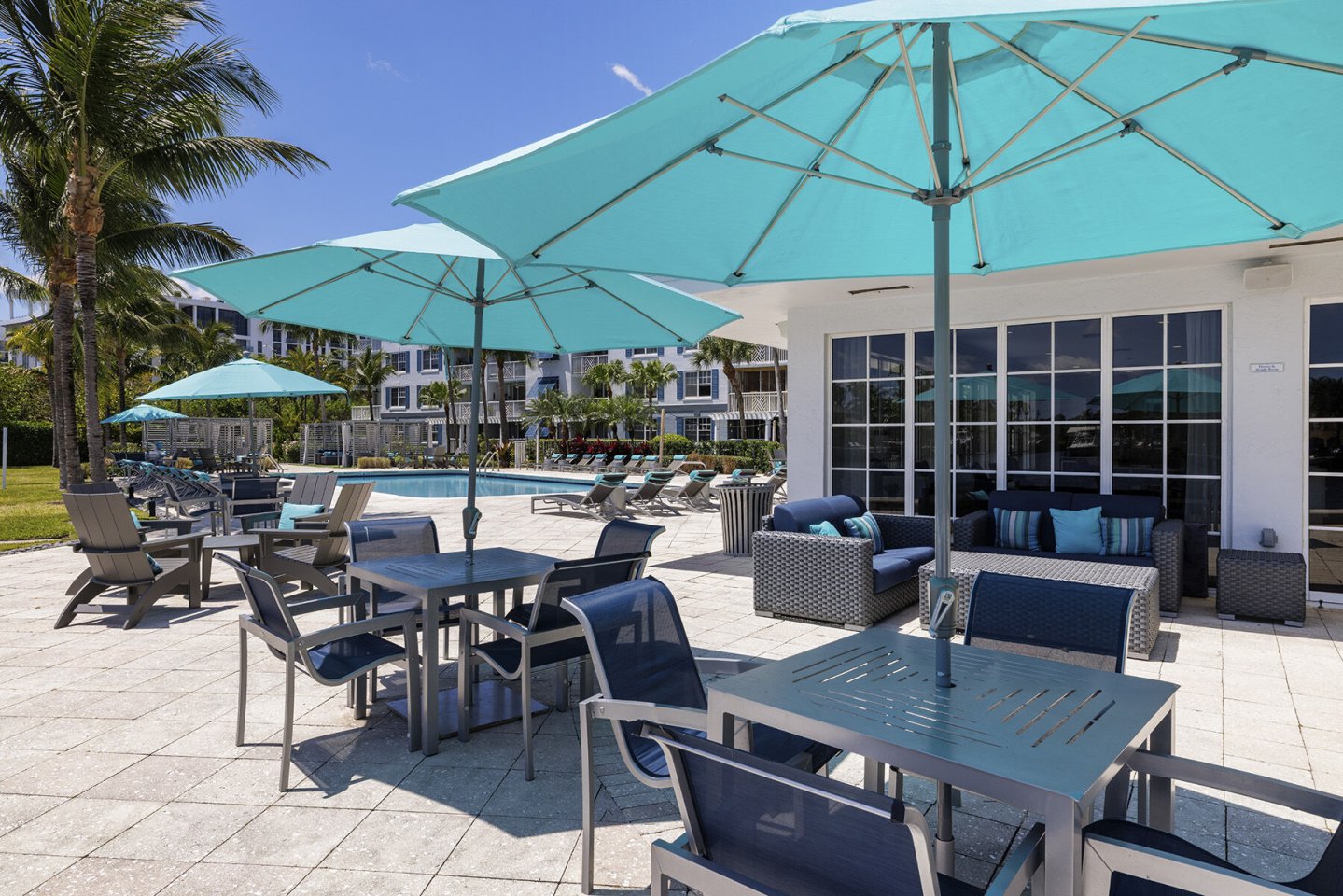 Bermuda Cay Image 22