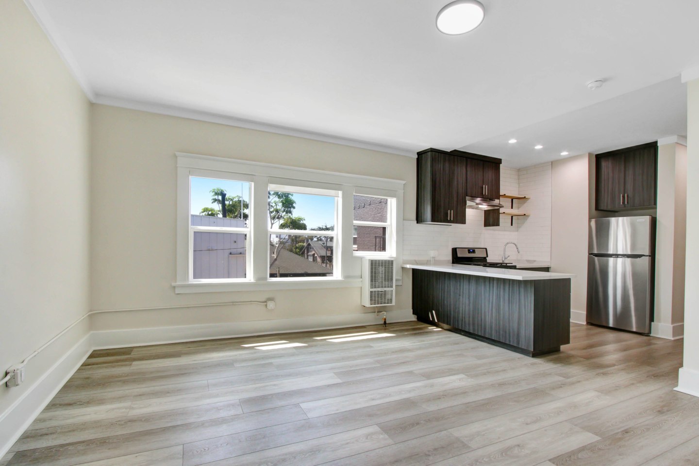 300 San Juan Avenue Image 19