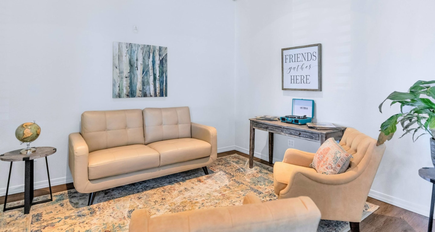 Willow Creek Apartments Image 6