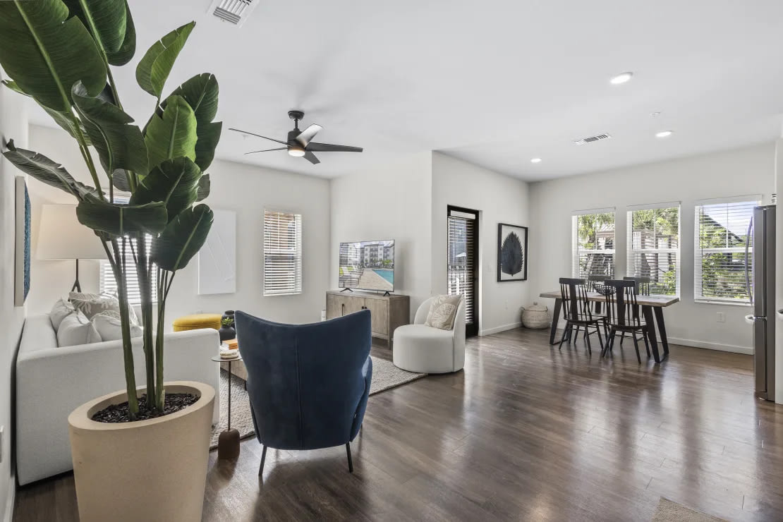 Azalea Luxury Apartments Image 4