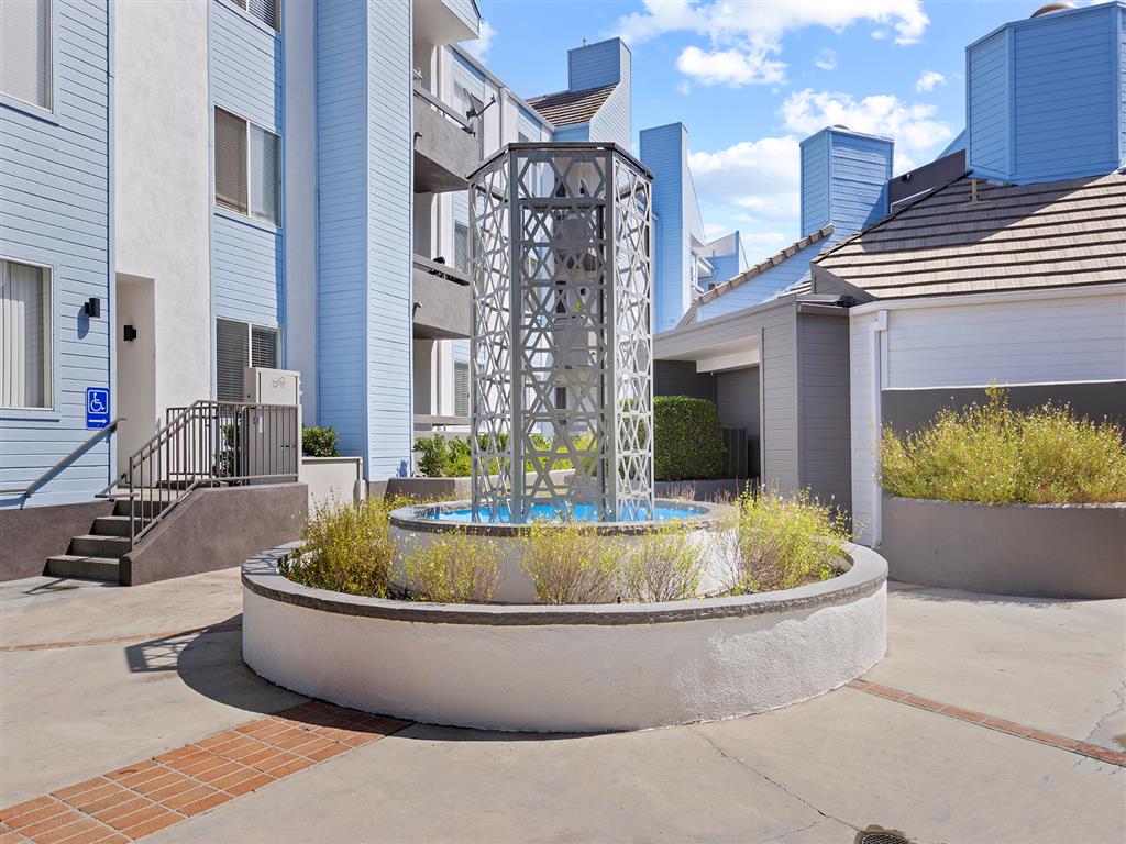 The Enclave Image 25