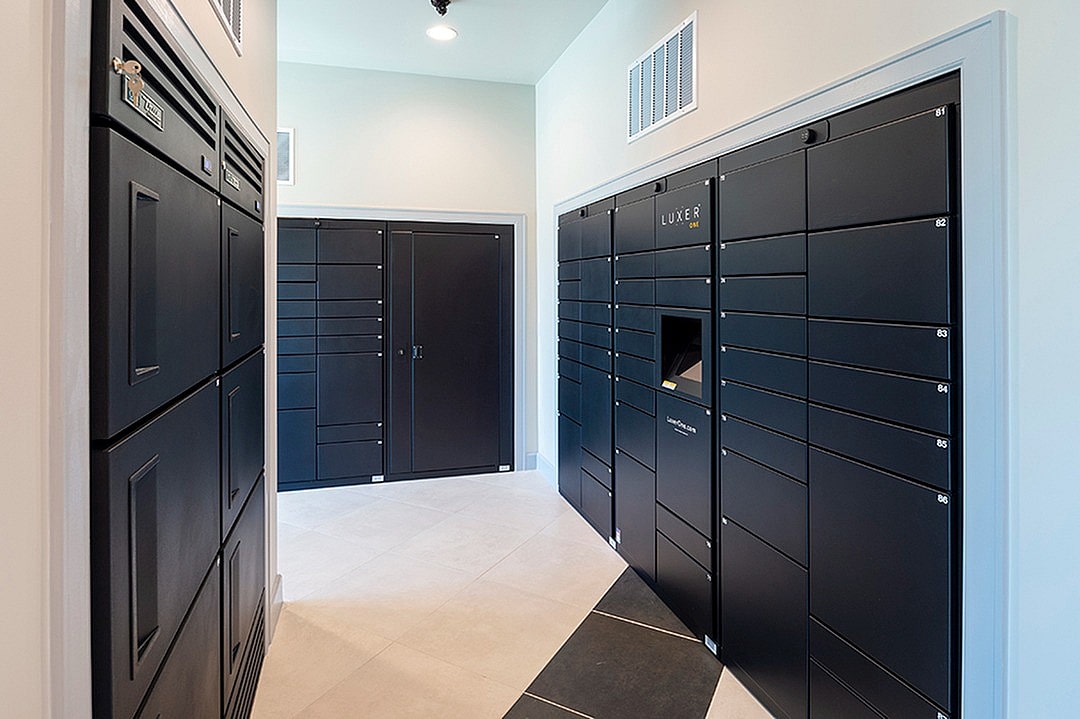 Imperial Oaks Square Image 10