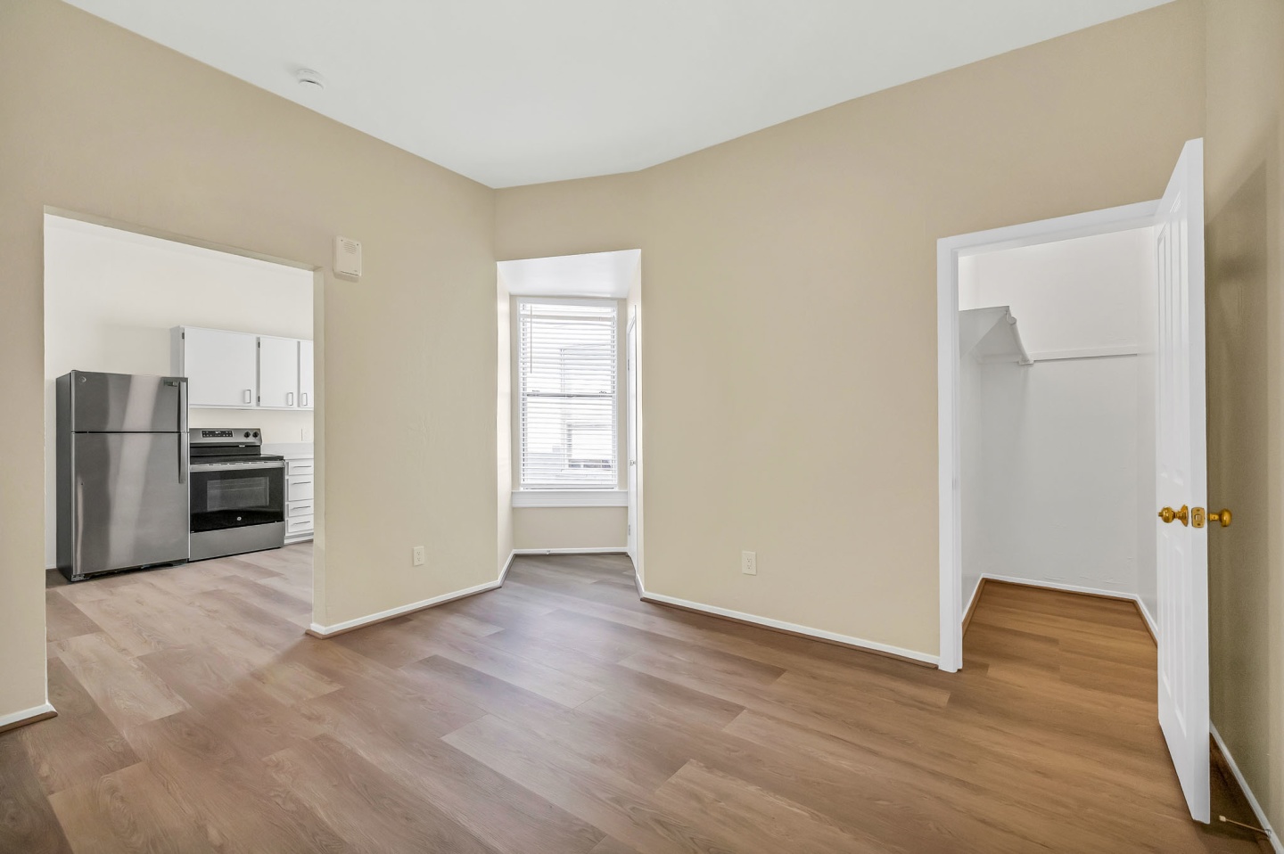 57 Taylor Image 16