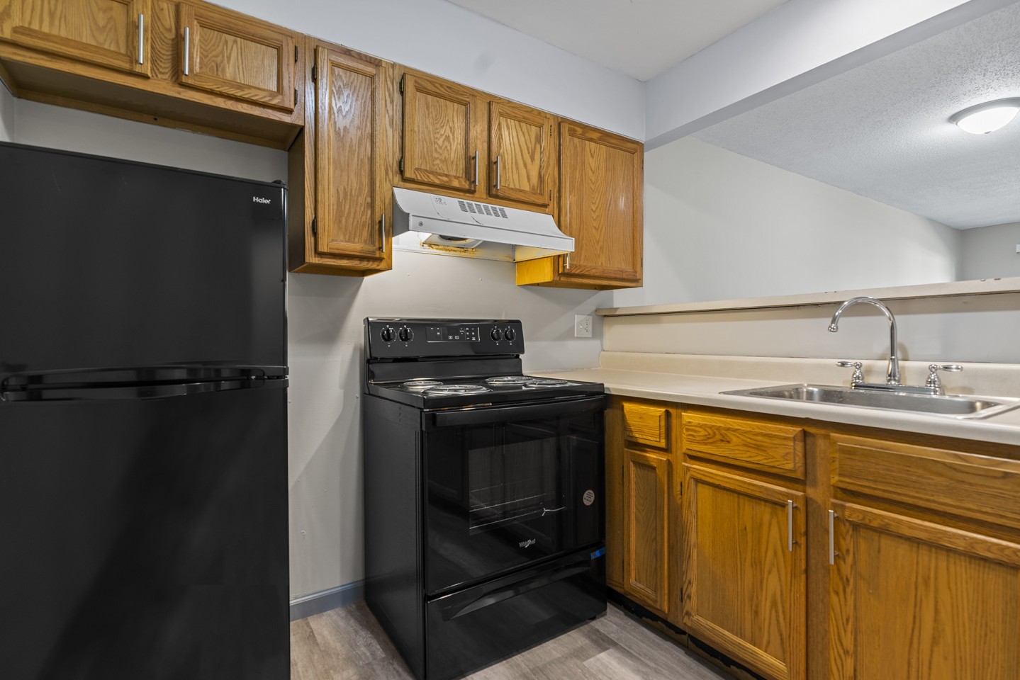 The Hill Apartments Image 3