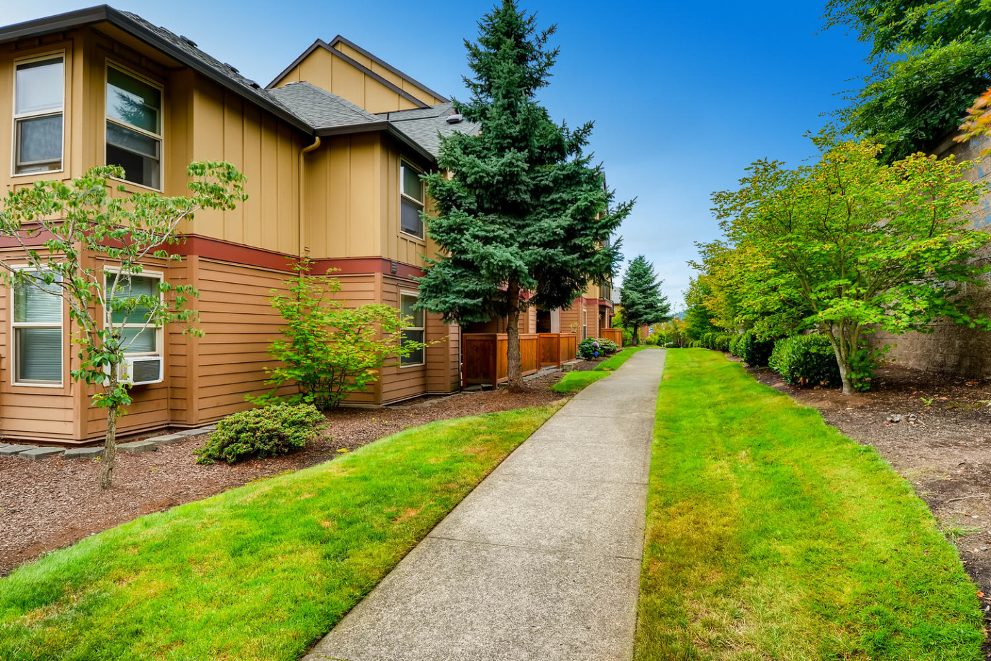 Sunnyside Village Image 36