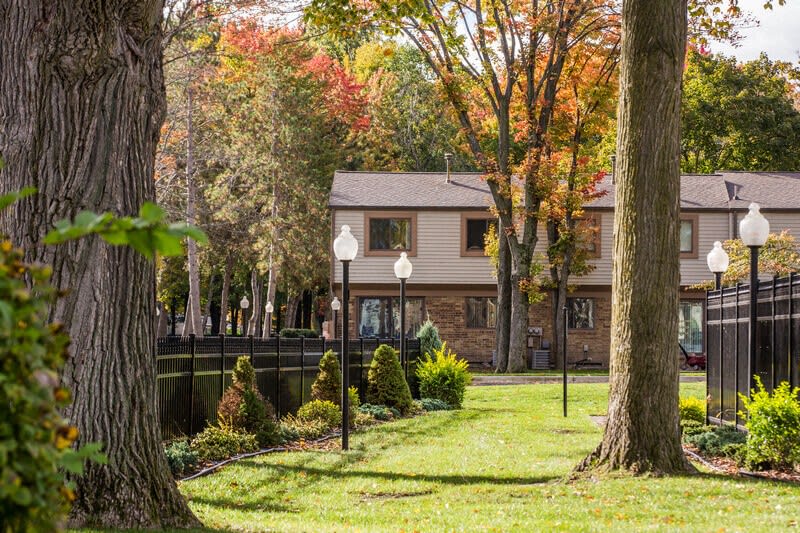 Forest Glen Image 14