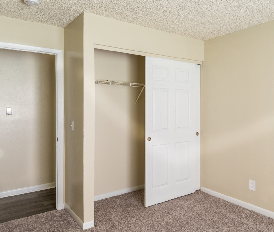 Meadow View Apartments & Townhomes Image 49