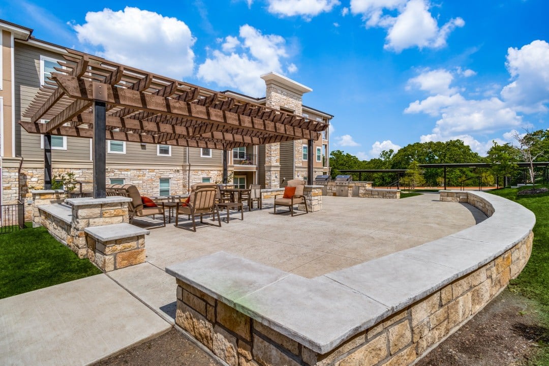 Residence at Gateway Village Image 2